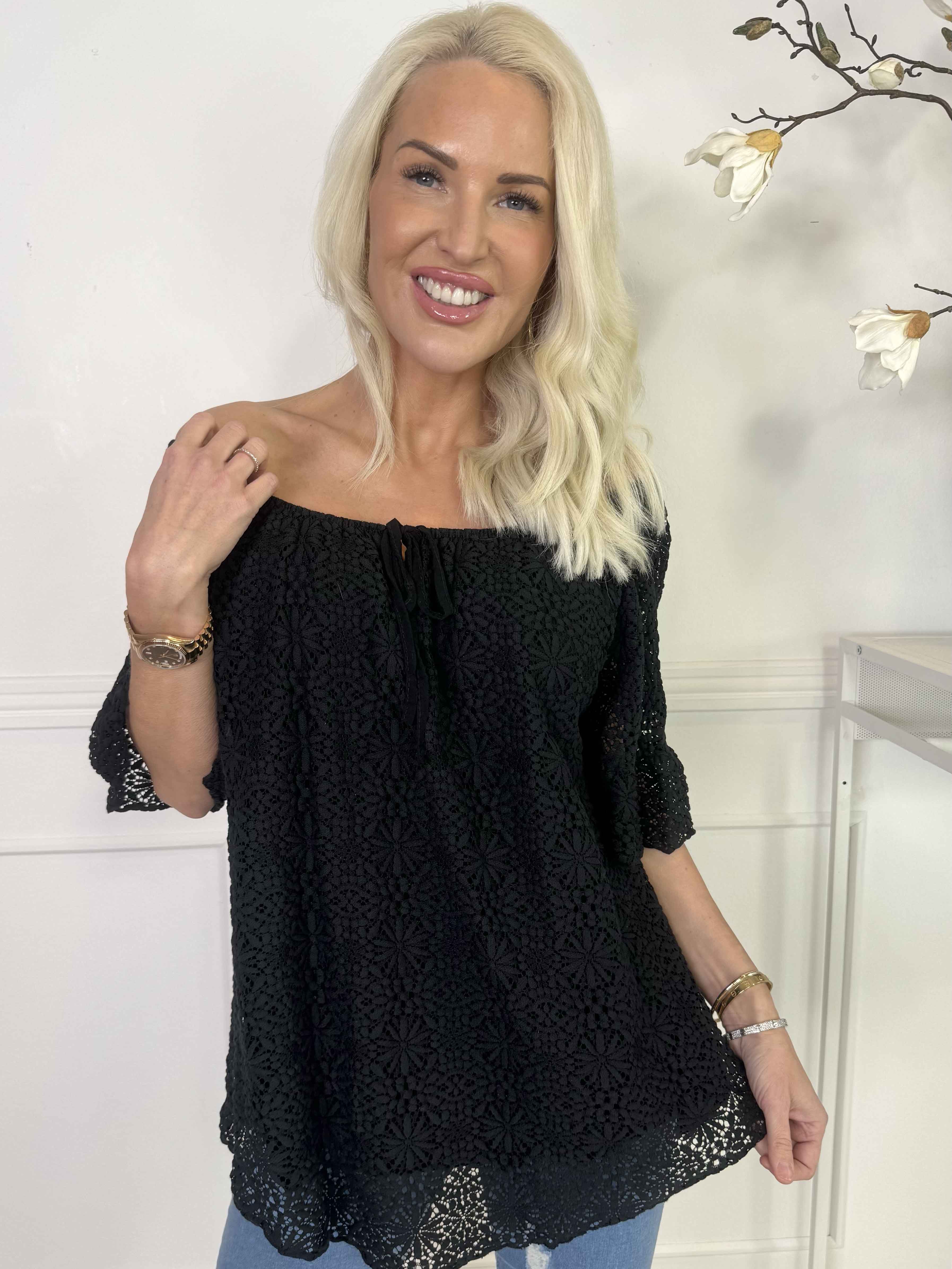 Elisa - Tunika i bomull med spets framtill och elastisk halsringning